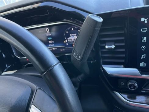 Used 2025 Chevrolet Silverado 3500 LT w/ Convenience Package image 20