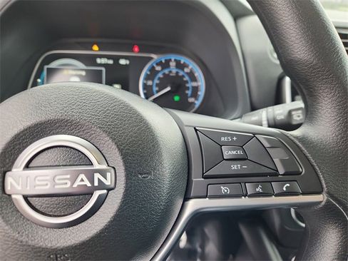 Certified 2025 Nissan Leaf S image 19