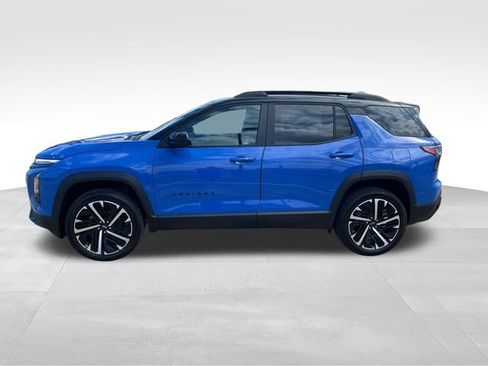 New 2026 Chevrolet Equinox RS w/ Convenience Package III FWD image 2