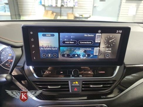 Used 2025 Nissan Altima 2.5 SR w/ SR Premium Package image 14