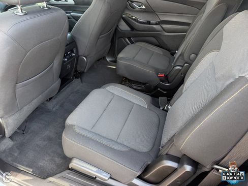 Used 2020 Chevrolet Traverse LT FWD image 26