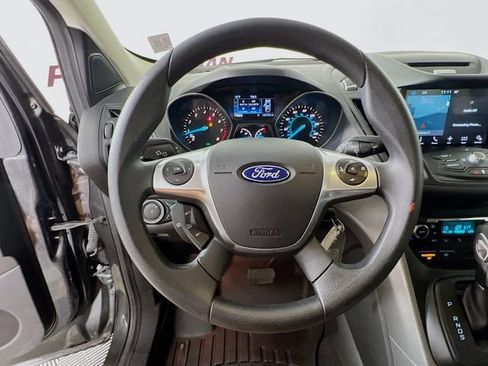 Used 2016 Ford Escape SE w/ Equipment Group 201A FWD image 12