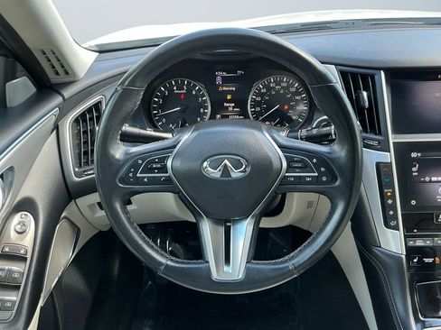 Used 2021 INFINITI Q50 Luxe w/ Seat & Sound Package RWD image 13