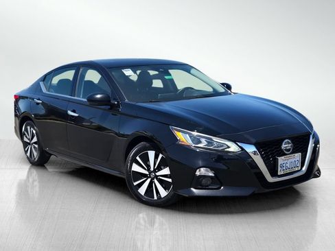 Used 2019 Nissan Altima 2.5 SL FWD image 1