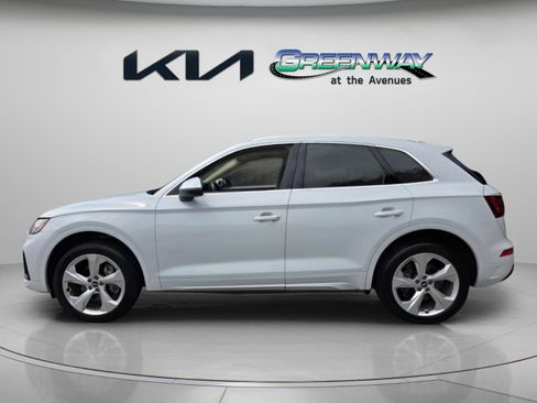 Used 2021 Audi Q5 2.0T Premium Plus w/ Premium Plus Package AWD/4WD image 4