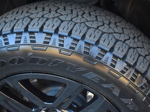 Certified 2024 Chevrolet Silverado 1500 RST w/ Convenience Package II image 27