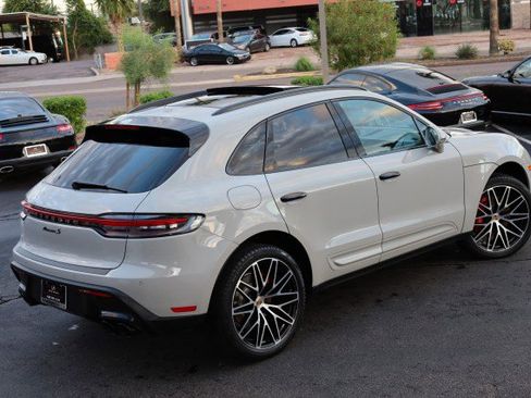 Used 2023 Porsche Macan S image 18