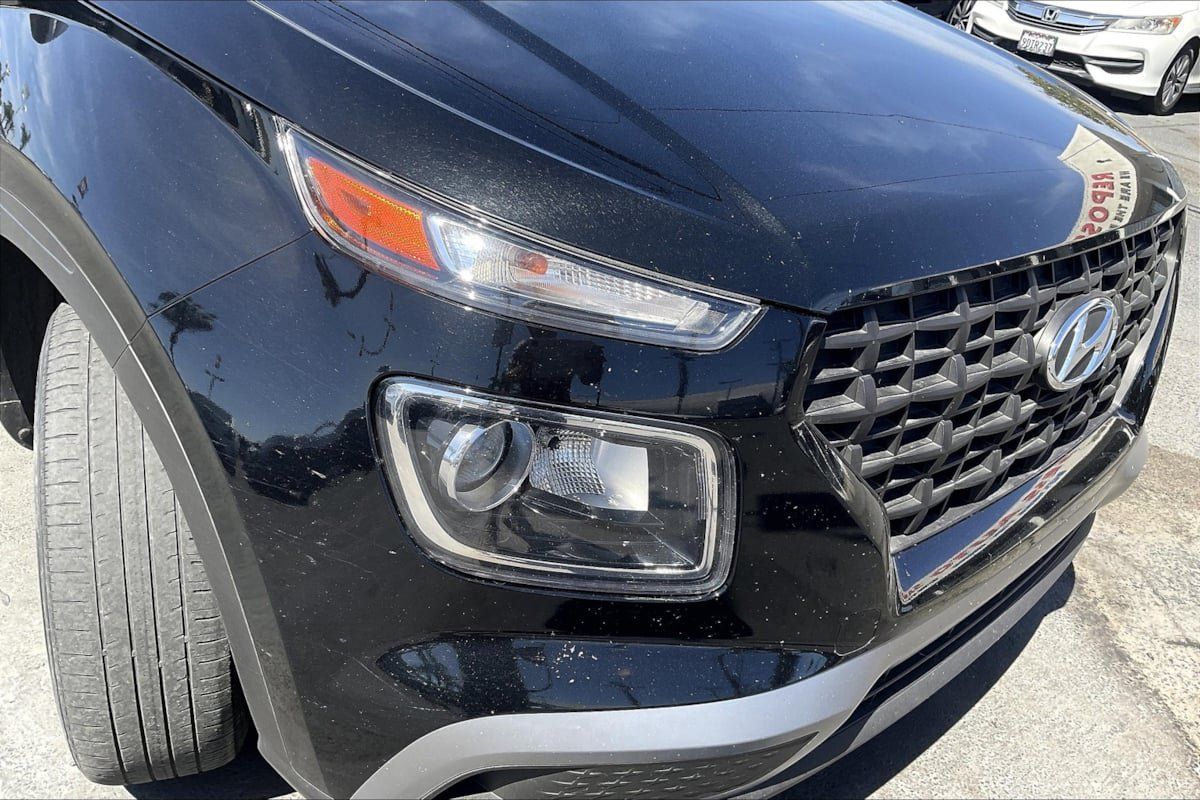 Used 2024 Hyundai Venue SE FWD image 29