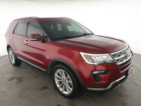 Used 2018 Ford Explorer Limited w/ Equipment Group 301A image 3