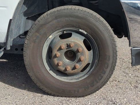 Used 2021 RAM 3500 Big Horn image 11