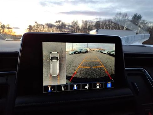 Used 2023 GMC Yukon XL AT4 w/ AT4 Premium Plus Package image 22