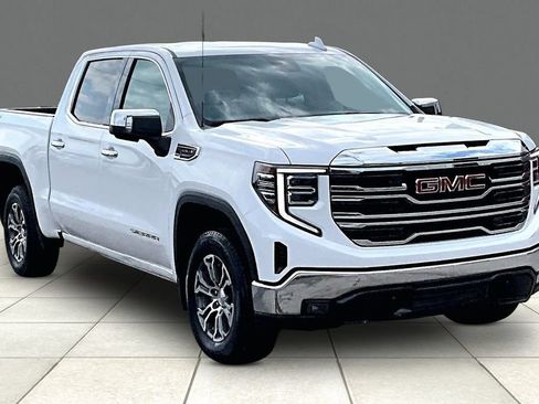 Certified 2025 GMC Sierra 2500 SLT w/ SLT Premium Package AWD/4WD image 11