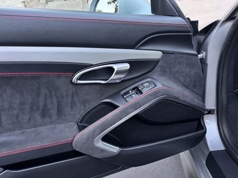 Used 2015 Porsche 911 GT3 RWD image 16