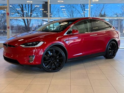 Used 2017 Tesla Model X 100D image 2