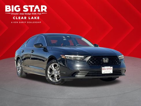 Used 2023 Honda Accord EX image 1