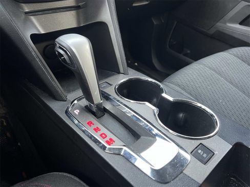 Used 2011 GMC Terrain SLE image 23