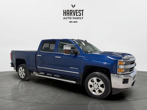 Used 2019 Chevrolet Silverado 2500 LTZ w/ Duramax Plus Package AWD/4WD image 9