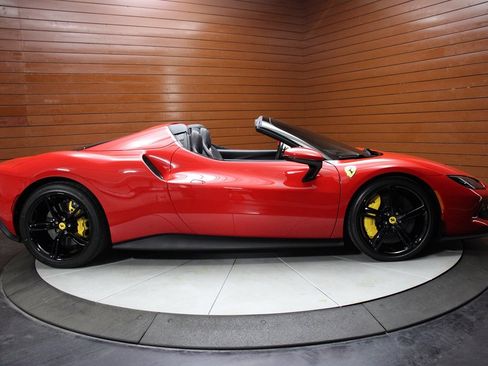 Used 2025 Ferrari 296 GTS image 72