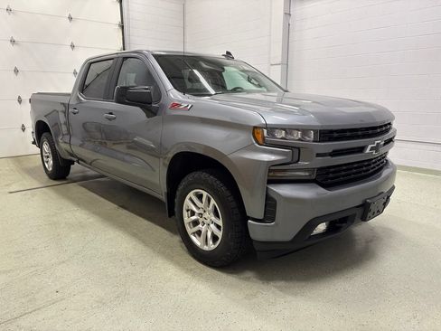 Used 2020 Chevrolet Silverado 1500 RST AWD/4WD image 2