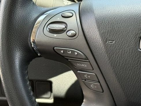 Used 2023 Nissan Murano SV AWD/4WD image 14