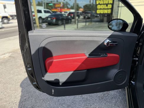 Used 2015 FIAT 500 Pop image 11