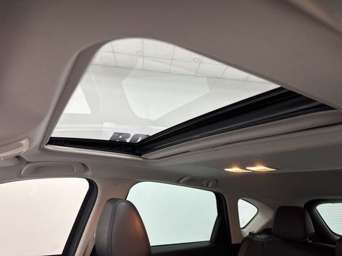 Used 2020 MAZDA CX-5 Touring image 22