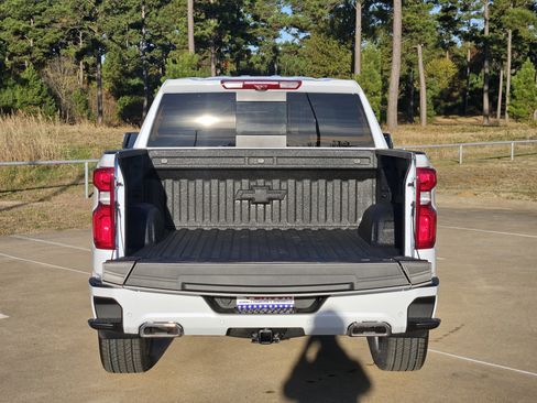 New 2026 Chevrolet Silverado 1500 High Country image 8