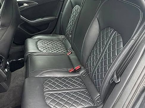 Used 2018 Audi S6 Prestige w/ Prestige Package AWD/4WD image 16