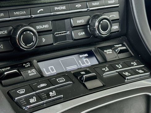 Certified 2016 Porsche 911 Carrera S RWD image 21