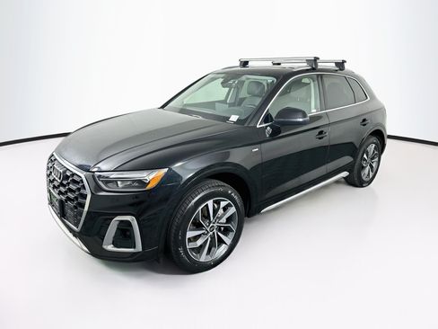 Used 2023 Audi Q5 2.0T Premium w/ Convenience Package AWD/4WD image 3