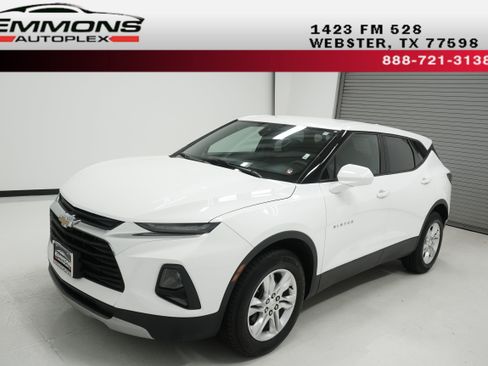 Used 2021 Chevrolet Blazer LT FWD image 1