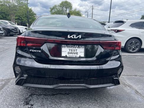 Certified 2024 Kia Forte LXS w/ LXS Technology Package FWD image 4