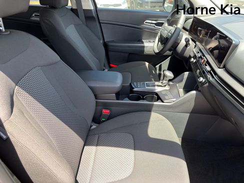 New 2026 Kia Sportage LX FWD image 26