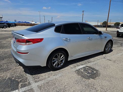 Used 2019 Kia Optima LX image 8