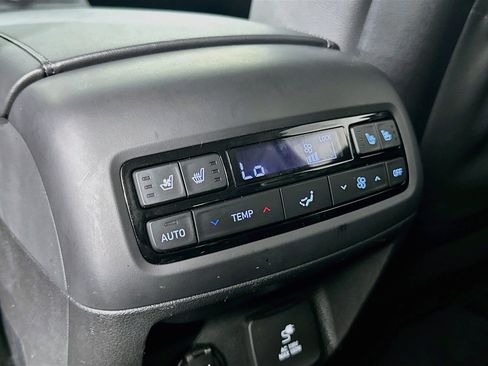 Used 2023 Hyundai Palisade Limited FWD image 27