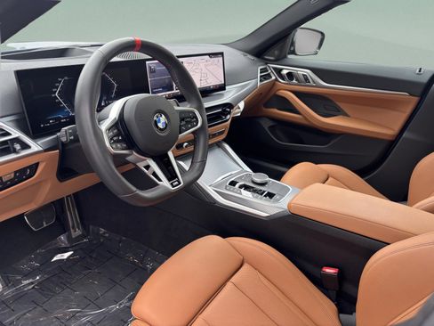 Certified 2025 BMW M440i image 21