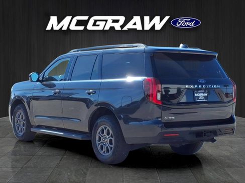 Used 2025 Ford Expedition Active AWD/4WD image 9