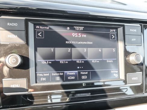 Certified 2024 Volkswagen Taos S image 23