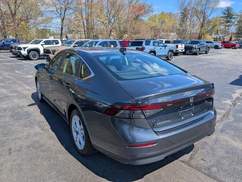 Used 2025 Honda Accord LX image 6