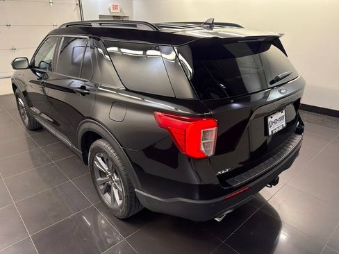 Certified 2023 Ford Explorer XLT w/ Equipment Group 202A AWD/4WD image 4
