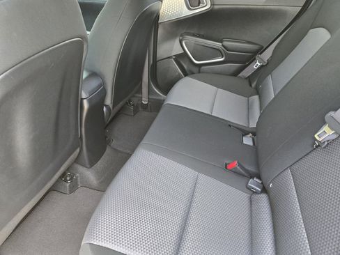 Certified 2025 Kia Soul LX w/ LX Technology Package FWD image 29