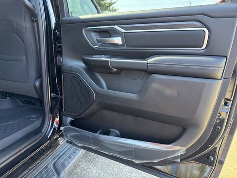 New 2026 RAM 1500 4x4 Crew Cab image 26