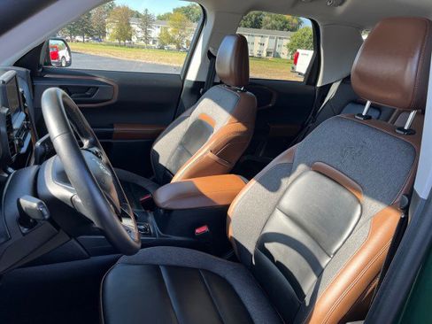 Used 2024 Ford Bronco Sport Outer Banks w/ Tech Package image 10