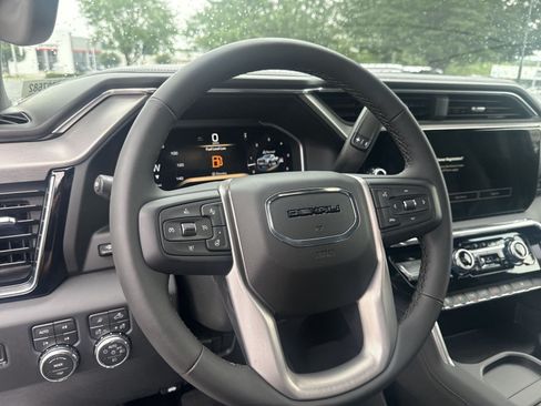 New 2026 GMC Sierra 3500 Denali w/ Denali Reserve Package AWD/4WD image 14