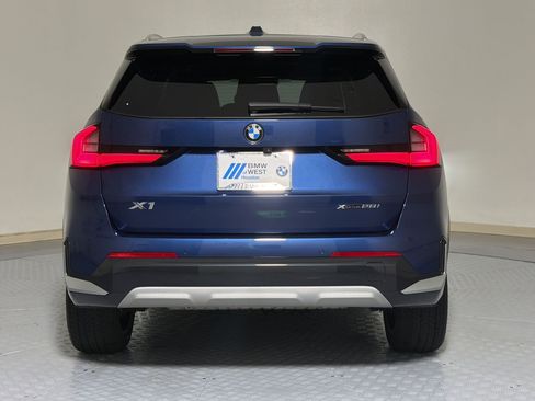 Used 2025 BMW X1 xDrive28i AWD/4WD image 10