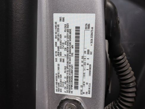 Used 2020 Ford Escape SE AWD/4WD image 34