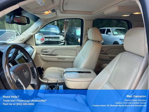 Used 2007 Cadillac Escalade AWD w/ Information Package image 8