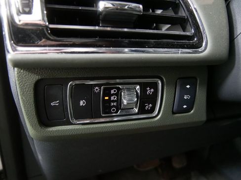 Used 2024 Lincoln Navigator L Black Label image 17