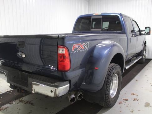 Used 2015 Ford F350 Lariat image 6