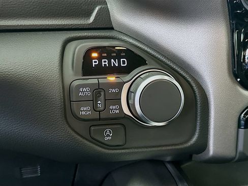 New 2026 RAM 1500 Big Horn AWD/4WD image 12